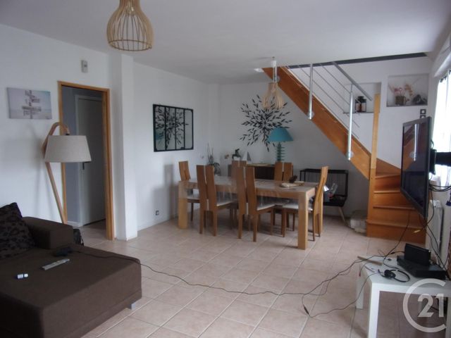 Afficher la photo en grand maison à vendre - 6 pièces - 111.25 m2 - CHATEAUBOURG - 35 - BRETAGNE - Century 21 A.I.T.